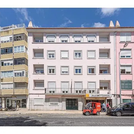 Houze_4 Flat In Centre Near Zoo Διαμέρισμα